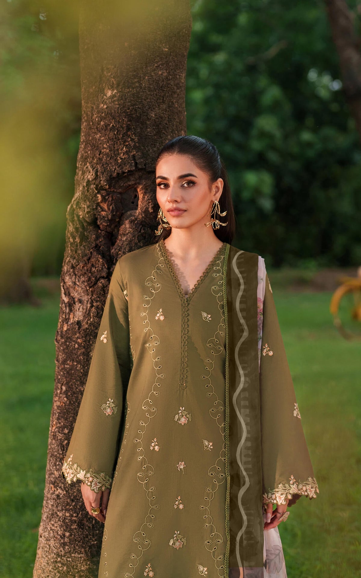 Gardenia Grace ECU25-09 - Shop Now at Asifa and Nabeel