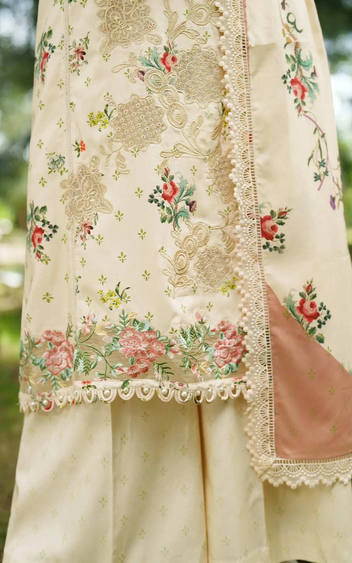 Misty Meadows-MWL25-08 | 3pcs Embroidered Unstitched Winter - Shop Now at Asifa and Nabeel