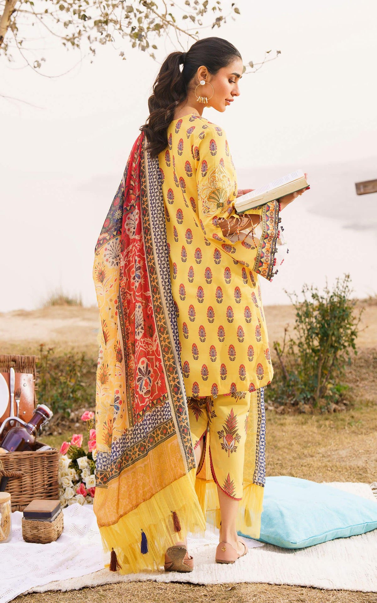 SONNET-U141M004 | Unstitched Lawn - Shop Now at Asifa and Nabeel
